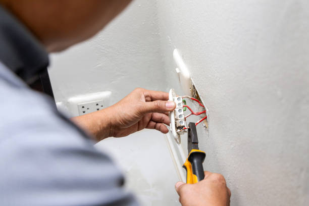 Best Licensed Electrician  in Etowah, NC
